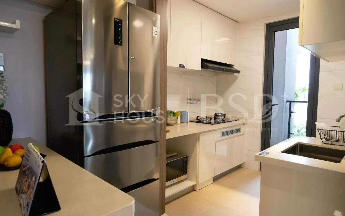 Show-Unit-Tipe-31-Bedroom-Tower-Bristol-14-jpg.webp